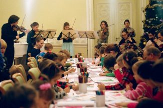 В Петербурге пройдет очередная программа для детей "Раскрась концерт"