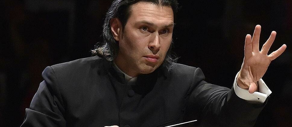 Владимир Юровский. Фото - Анатолий Жданов