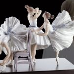 В Санкт-Петербурге открылась выставка "Балет в фарфоре"