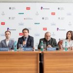 Накануне премьеры состоялась пресс-конференция, в которой приняли участие директор Транссибирского Арт-Фестиваля Олег Белый, художественный руководитель Новосибирской филармонии Владимир Калужский, и.о. ректора Новосибирской консерватории Жанна Лавелина, художественный руководитель Новосибирской хоровой капеллы Игорь Юдин, дирижер Дмитрий Крюков, автор видеоинсталляции Мария Кононова. Фото - Александр Иванов