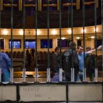 Мужской хор театра Станиславского упал на сцене. 20 пострадавших