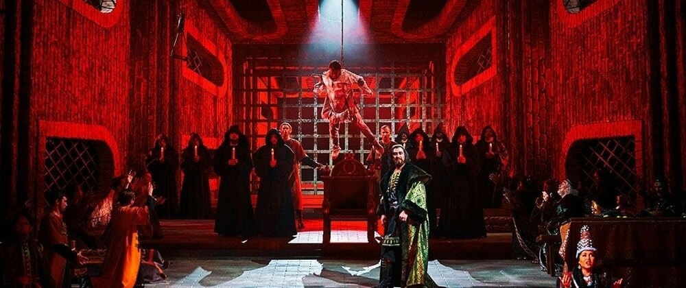 Сцена из оперы Резиды Ахияровой "Сююмбике" в постановке Юрия Александрова