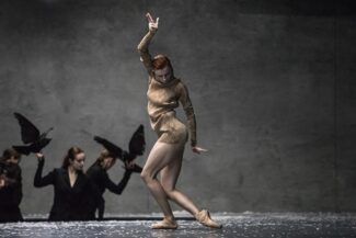 Сцена из балета «Зимний путь». Фото - Gregory Batardon