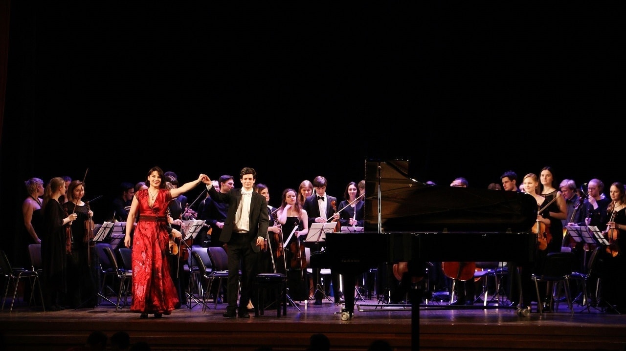 Екатерина Мечетина и оркестр «Musica Integral». Фото — Варвара Ермолаева