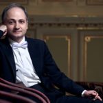 Денис Лотоев