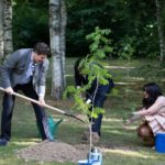 Члены жюри XVI Конкурса посадили новые деревья