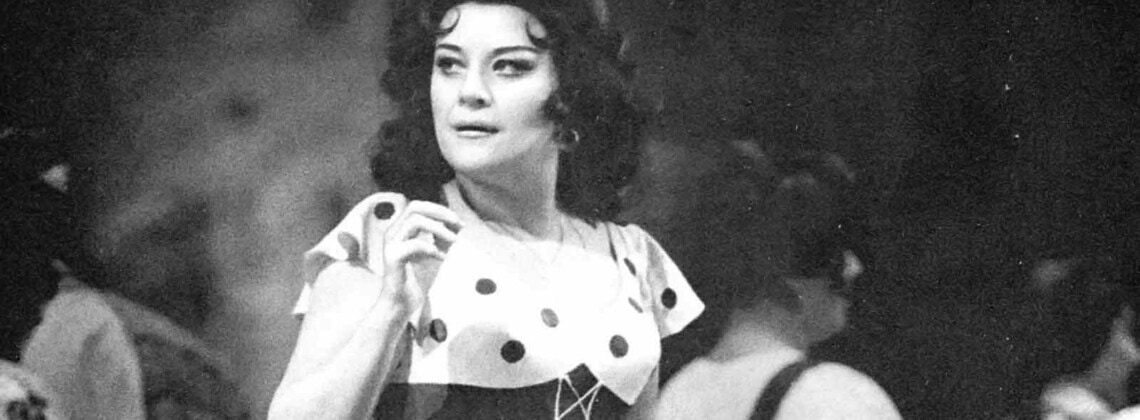 Елена Образцова