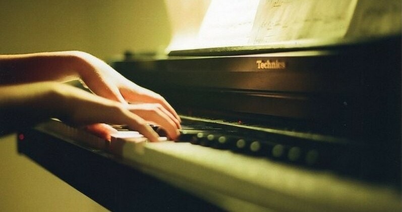 Битва пианистов: Люка Дебарг против китайских вундеркиндов