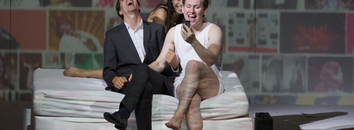 «Похождения повесы» И. Ф. Стравинского. Том – Богдан Волков, Ник Шэдоу – Дмитрий Зуев. Фото - Сергей Родионов