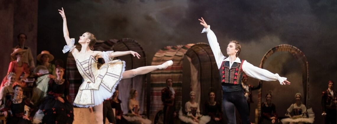 Китри – Наталья Сомова, Базиль – Дмитрий Соболевский. Фото - Карина Житкова