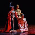 Сцена из оперы Люлли «Атис» в постановке Тьерри Пето