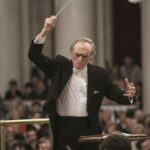 Александр Дмитриев