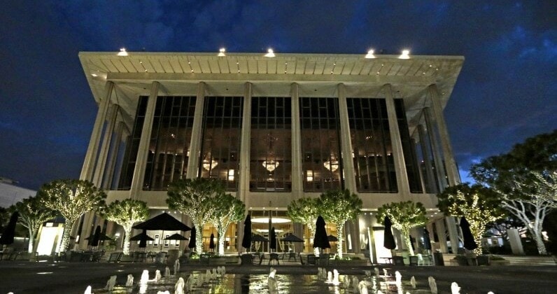 Опера Лос-Анджелеса