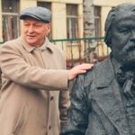 Валерий Ворона, ректор ГМПИ им. М.М.Ипполитова-Иванова, на открытии памятника отцу-основателю института