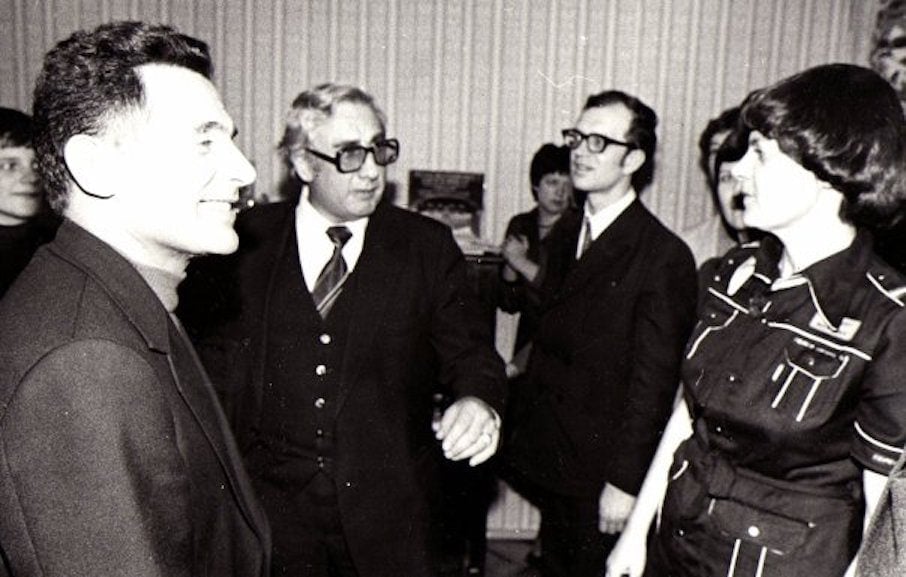 Жан-Мари Лондейкс, Юрий Усов, Сергей Солодовник в гостях у Маргариты Шапошниковой, Москва, 1970-е годы Жан-Мари Лондейкс, Юрий Усов, Сергей Солодовник в гостях у Маргариты Шапошниковой, Москва, 1970-е годы