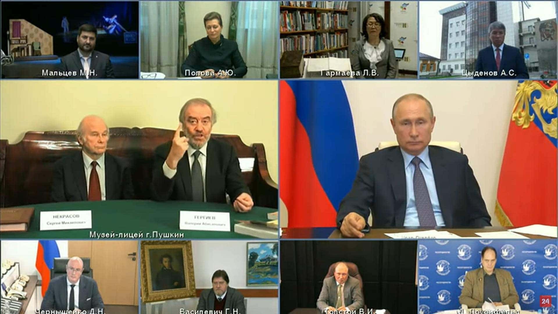 Деятели культуры рассказали о проблемах на встрече с президентом России.