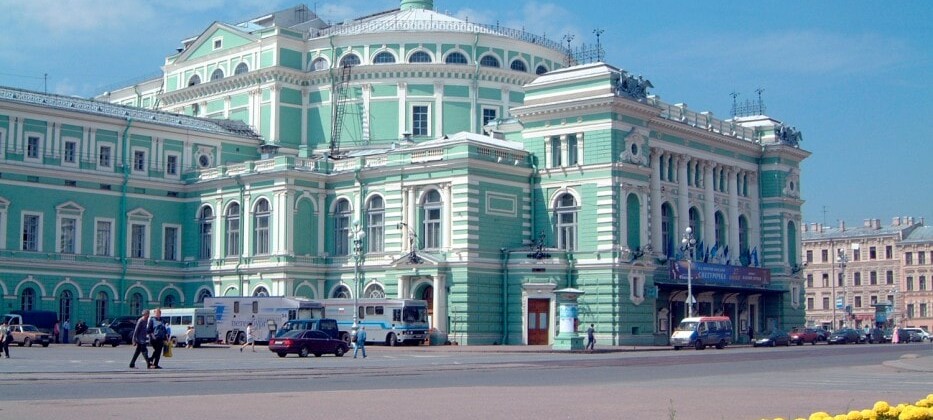 Мариинский театр снова открыт для зрителей