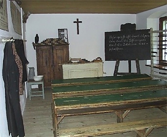 Classroom in Ansfelden School کلاس در مدرسه در آنسفلدن