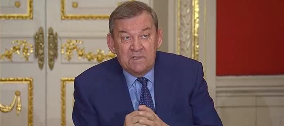 Владимир Урин