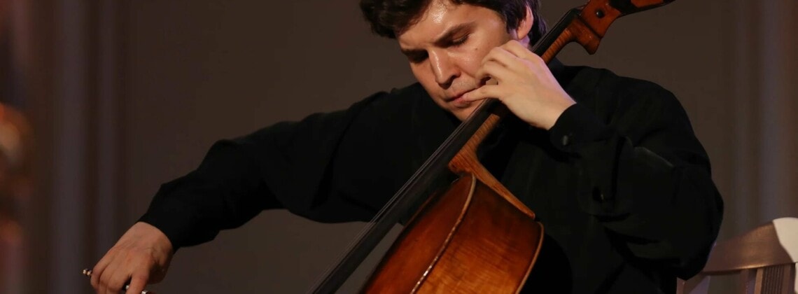 Александр Бузлов