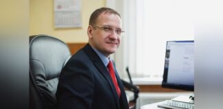 Андрей Борисов