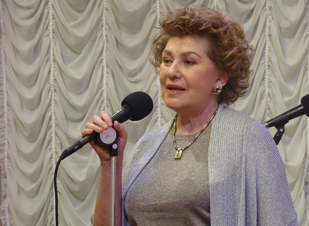 Алла Дубильер
