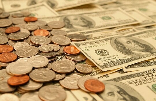 Нью-Йоркский филармонический оркестр будет платить музыкантам меньше