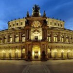 Дрезденская опера закрывает двери до весны