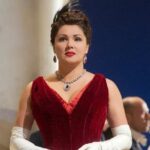 Анна Нетребко