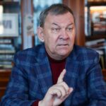 Владимир Урин