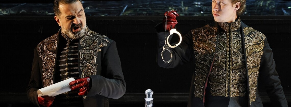 Барон Скарпиа – Эльчин Азизов. Сполетта – Илья Селиванов. Фото - Дамир Юсупов