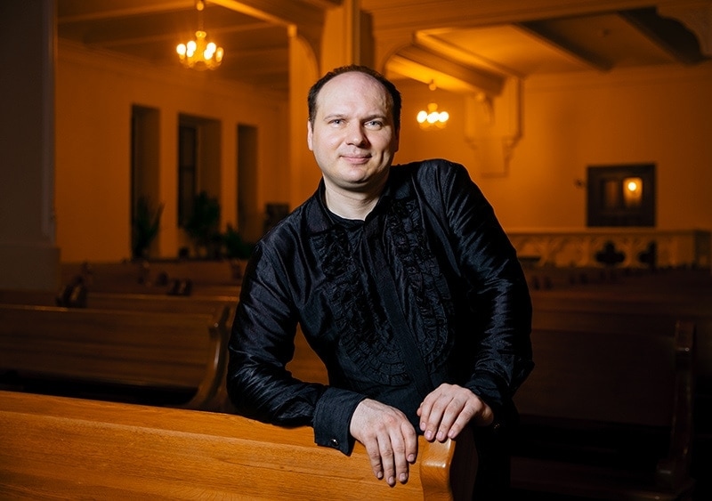 Олег Романенко