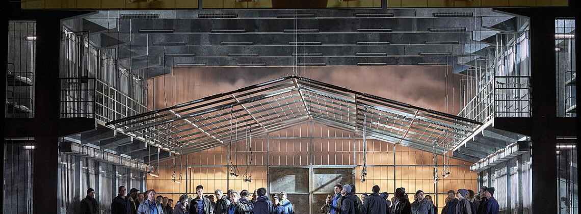 Сцена из спектакля “Парсифаль”. Фото с сайта театра