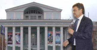 В Волгограде садовницей «Царицынской оперы» с хорошей зарплатой оказалась дочь директора