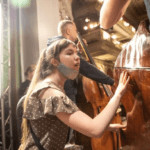 musicAeterna и Фонд поддержки слепоглухих «Со-единение» провели первый в России тактильный концерт. Фото - Александра Муравьева