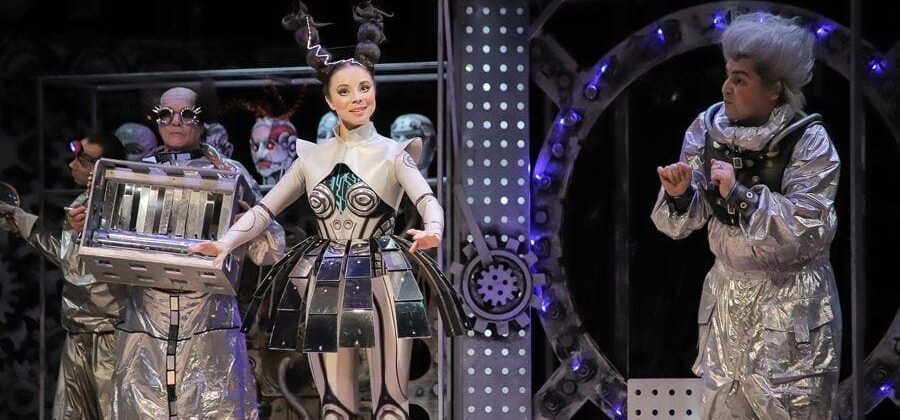 Сцена из оперы "С4казки Гофмана" (Театр оперы и балета республики Коми)