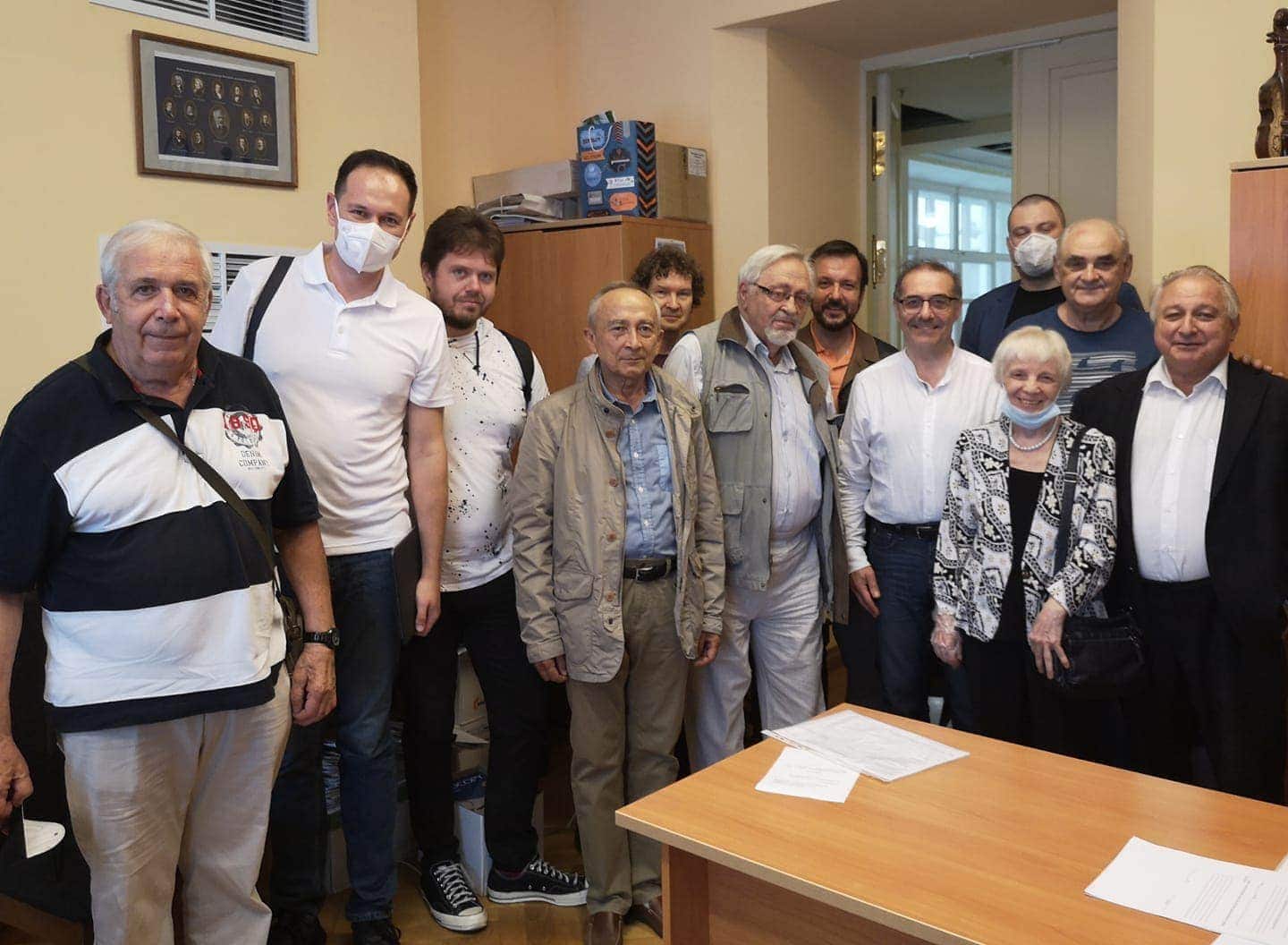 Кафедра виолончели и контрабаса МГК с новым заведующим, Александром Израилевичем Рудиным