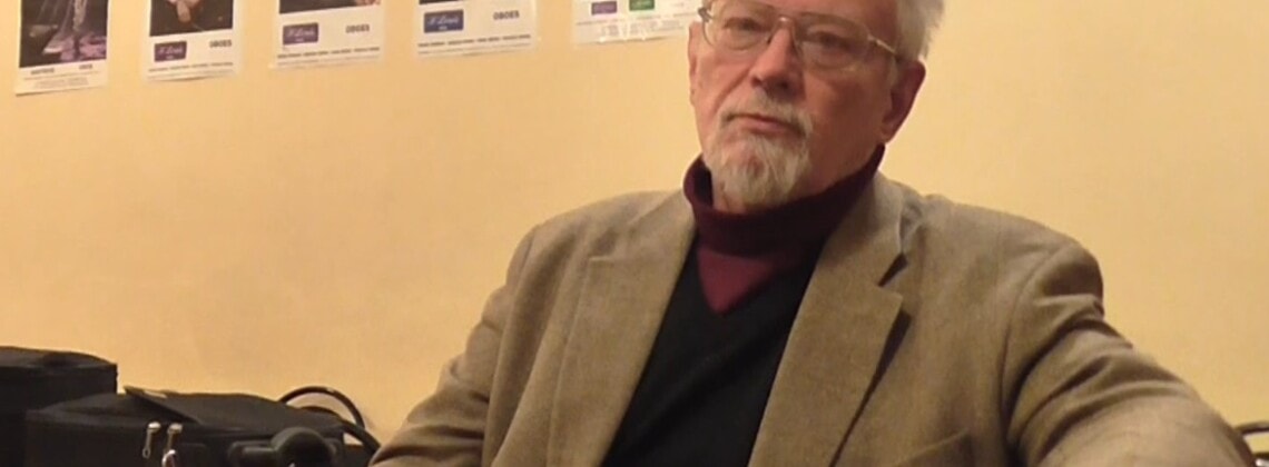 Александр Бобровский