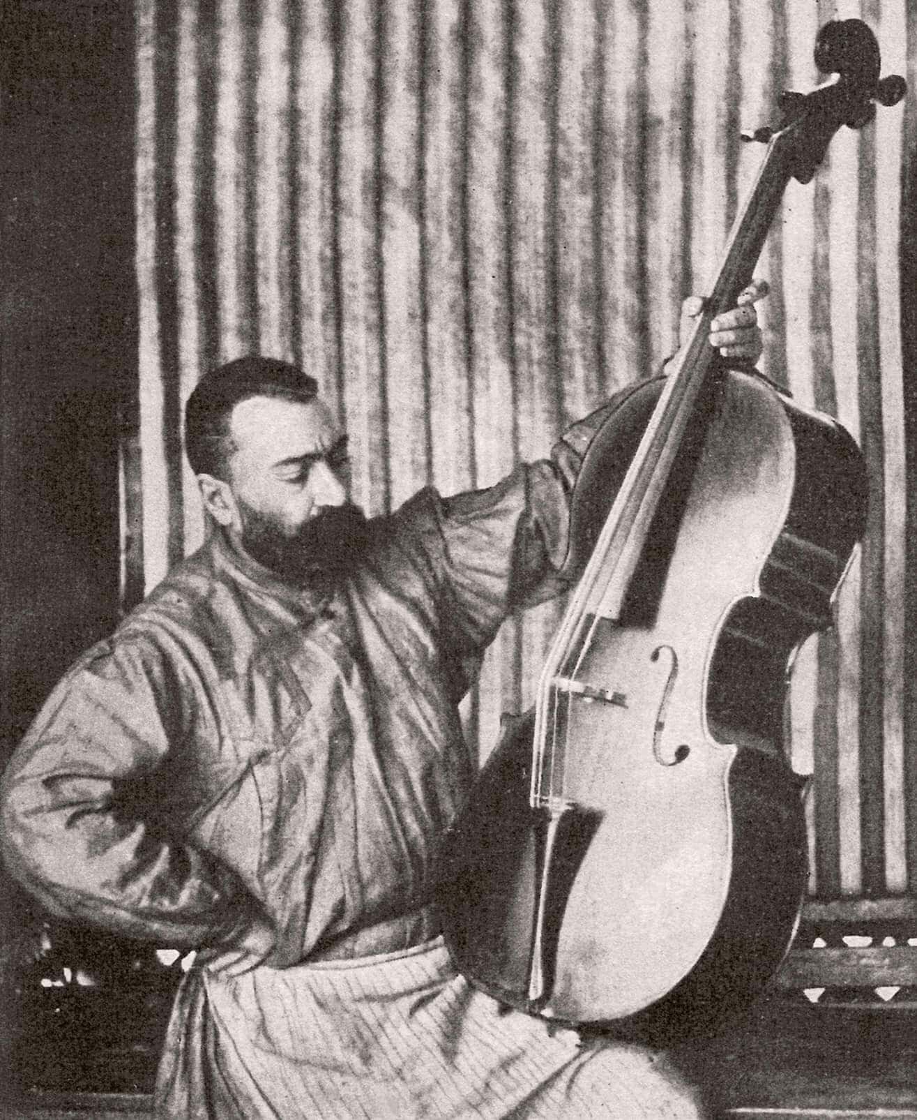 Скрипичный мастер Анатолий Леман