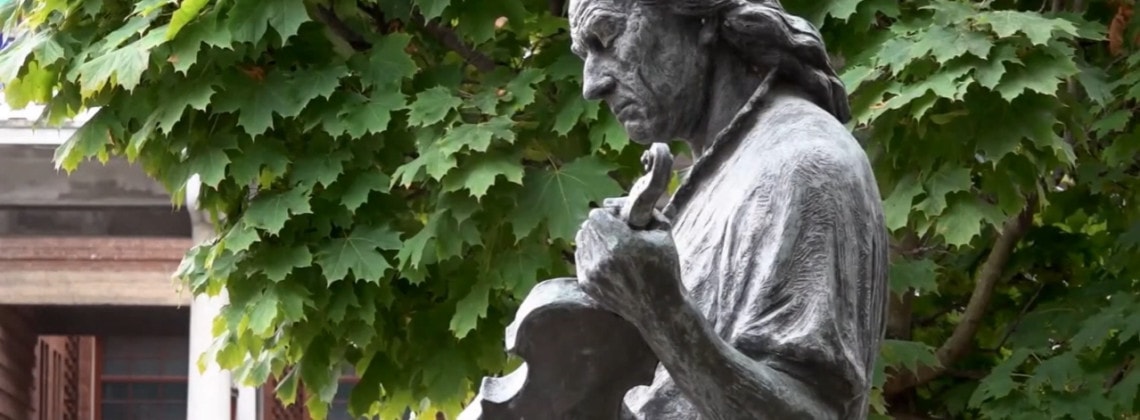 Производство скрипок в итальянской Кремоне под угрозой исчезновения