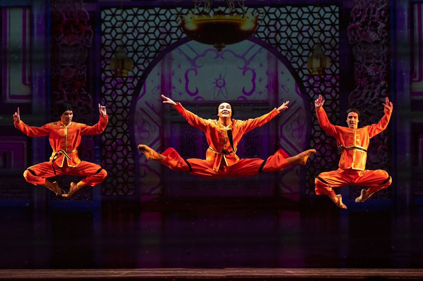 "Прыгучая тройка Китайского танца, например – Никита Аржанников, Нуркубат Нурлан и Максим Просянников"