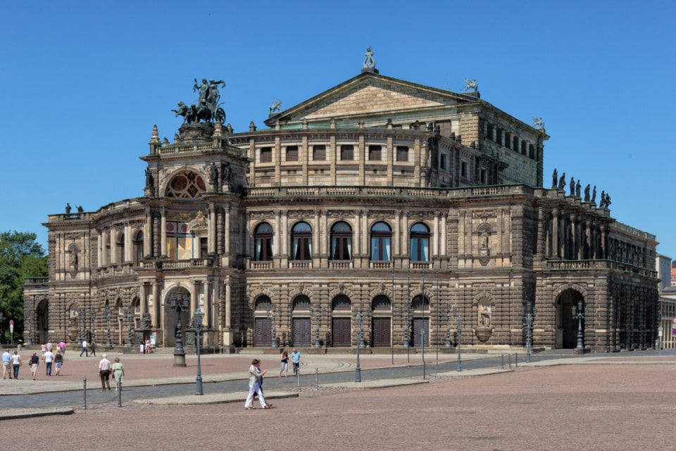 Дрезденская опера закроет двери на Рождество