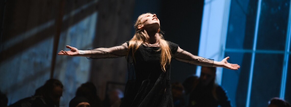 "Антигона". Фото - Никита Чунтомов