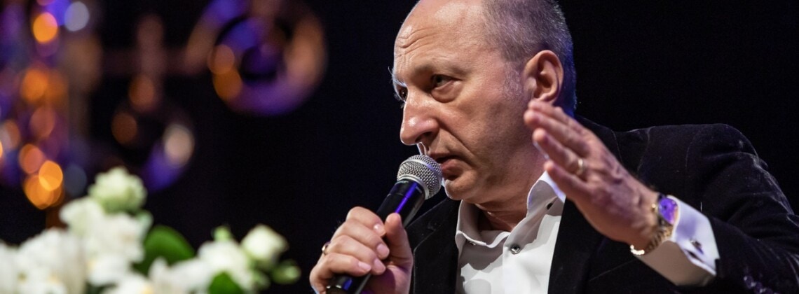 Эльдар Алиев