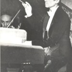 Рудольф Нуриев дирижирует балетом "Щелкунчик" в 1992 году