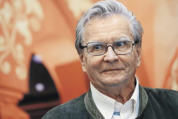 Владимир Федосеев готовится к концертам в честь своего 90-летия Владимир Федосеев. Фото - Александр Казаков