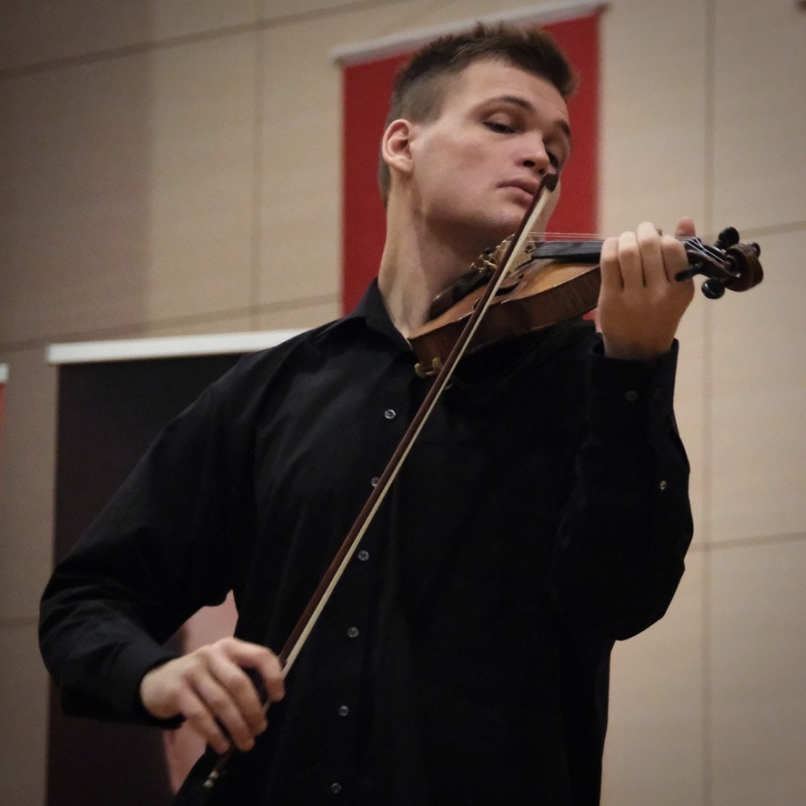 Вячеслав Ермолаев