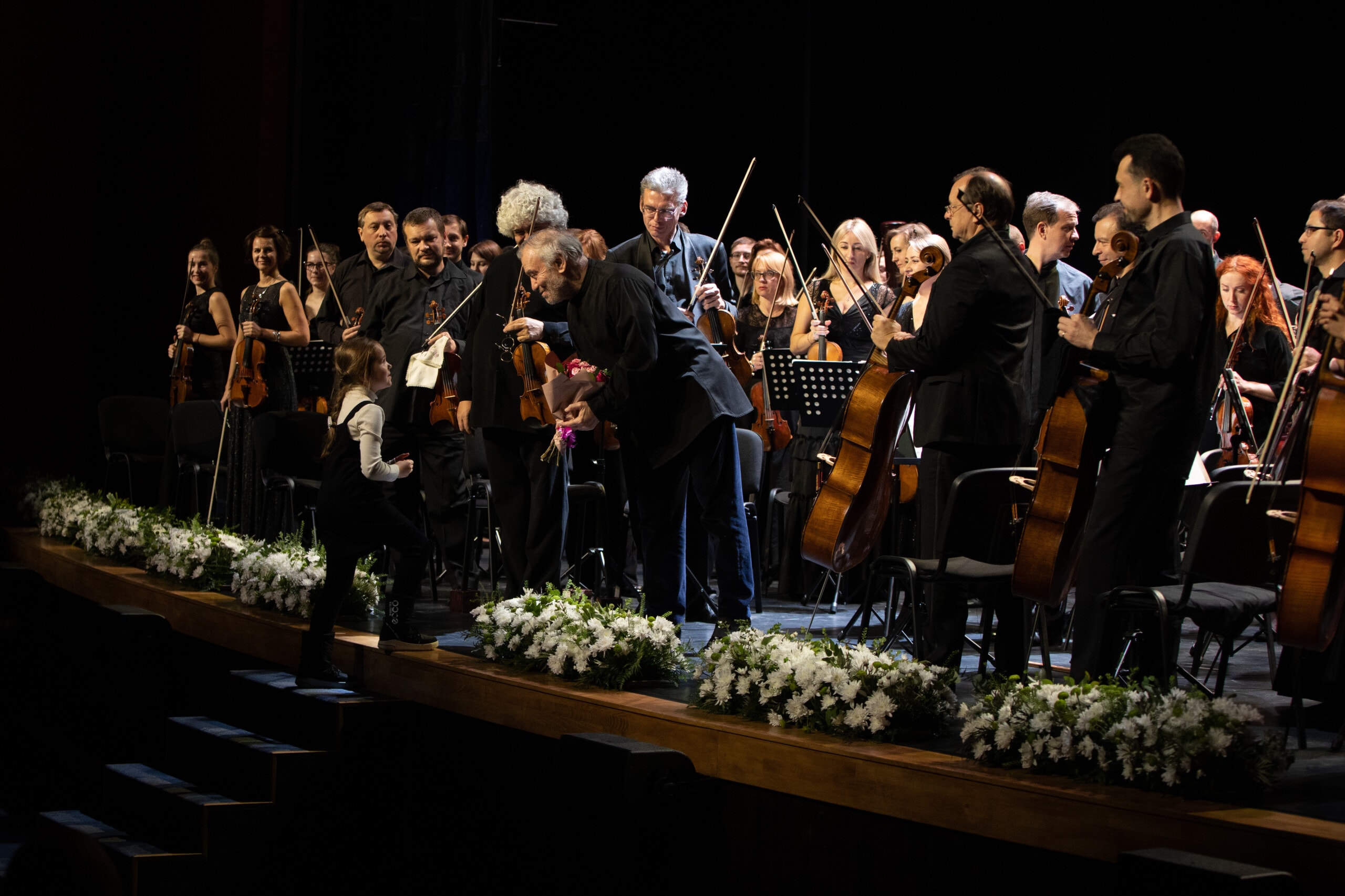 Валерий Гергиев и оркестр Мариинского театра. Фото - Александр Шапунов
