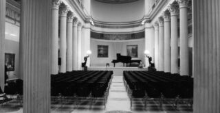 В Пушкинском музее отменили «Декабрьские вечера»