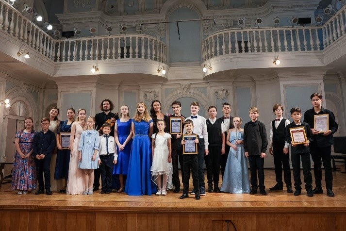 Оксана Федорова вручила награды юным талантам в Московской консерватории